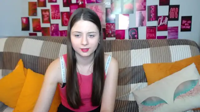 Snapshot of MilanaRoza chatting on March 15, 9:09 am MilanaRoza online show from March 15, 9:09 am