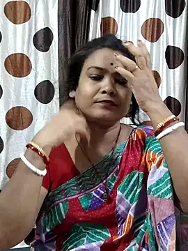 yoursweety09 online show from May 15, 12:06 am