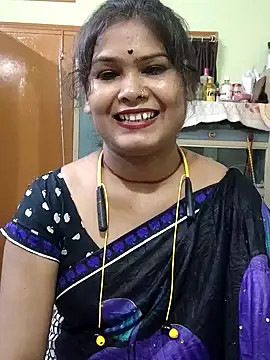 yoursweety09 online show from May 26, 2:35 pm