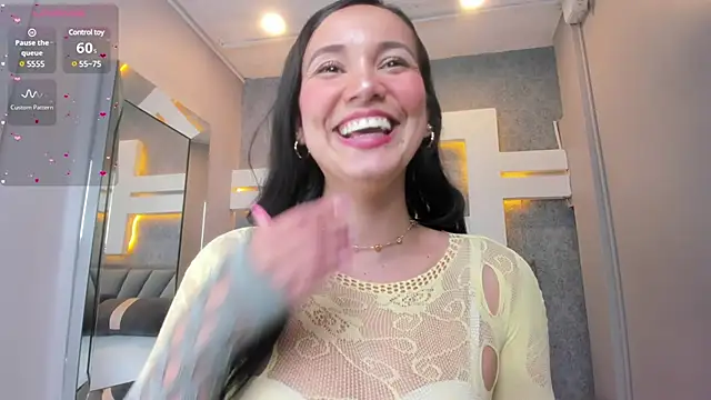 Snapshot of JessicaMilan chatting on March 13, 7:09 am JessicaMilan online show from March 13, 7:09 am