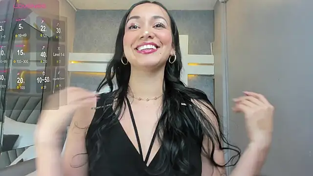 Snapshot of JessicaMilan chatting on March 19, 4:03 am JessicaMilan online show from March 19, 4:03 am