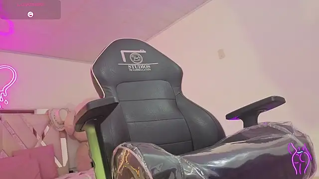 Laylafoxy tay online show from November 27, 3:41 am