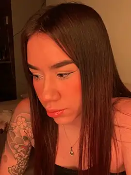 Snapshot of Im_Valen_Cute chatting on June 5, 4:08 am Im Valen Cute online show from June 5, 4:08 am