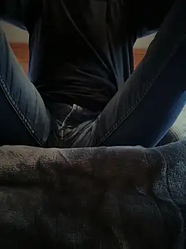 KBD85 online show from March 9, 9:30 pm