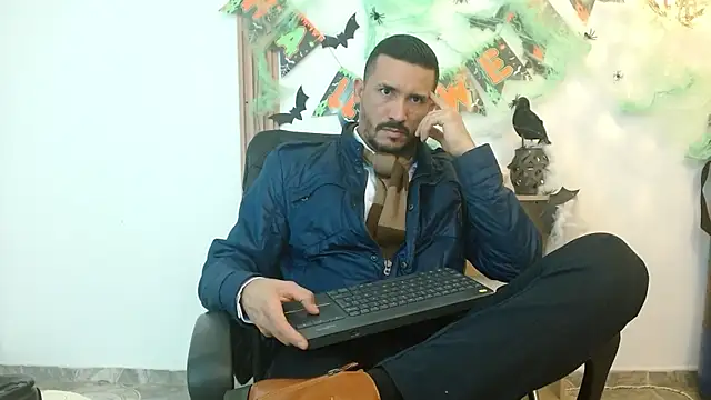 Reiko 85  online show from October 18, 7:47 pm