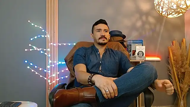 Reiko 85  online show from February 24, 2:59 pm