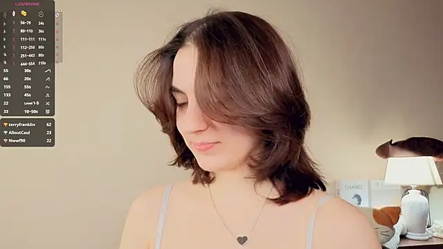 Snapshot of DracosMoon chatting on February 15, 7:51 am DracosMoon online show from February 15, 7:51 am