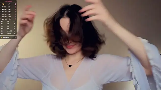 Snapshot of DracosMoon chatting on March 1, 7:21 am DracosMoon online show from March 1, 7:21 am