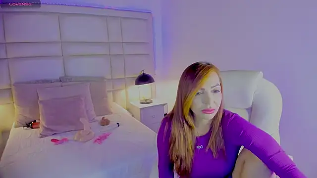 Natasha bluer online show from October 6, 2:25 pm
