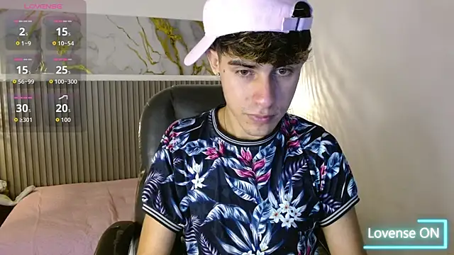 Dyla n18 online show from November 24, 7:46 pm