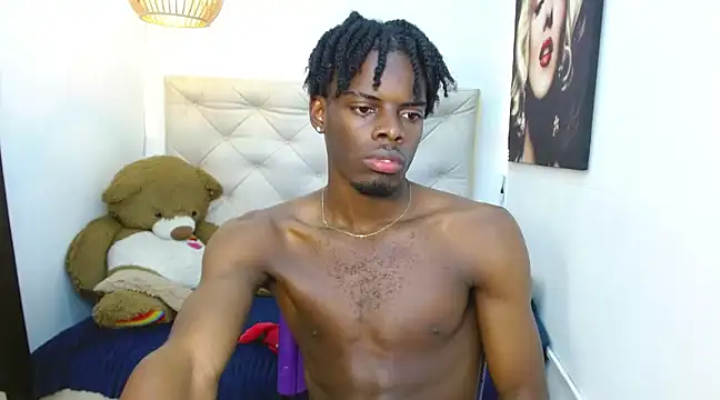 Snapshot of royce_ebony chatting on December 13, 6:31 am royce ebony online show from December 13, 6:31 am