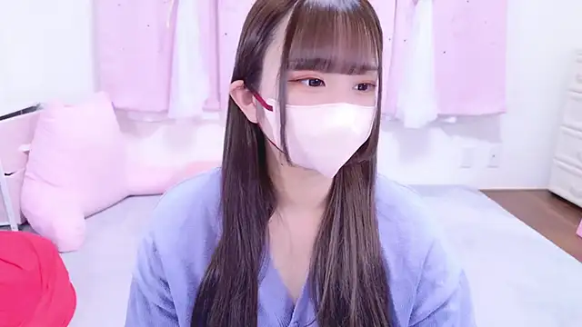 Snapshot of MAIKA_pyon chatting on November 5, 10:04 am MAIKA pyon online show from November 5, 10:04 am