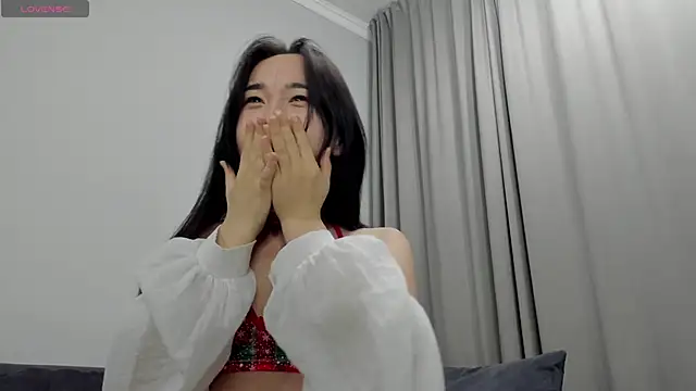 Snapshot of aenie chatting on December 25, 2:56 pm aenie online show from December 25, 2:56 pm