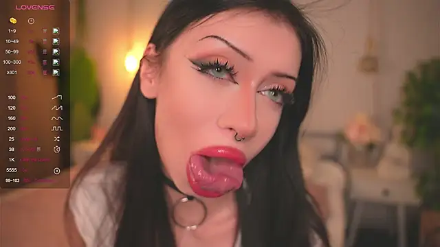 Devilsss toy online show from October 12, 3:44 pm