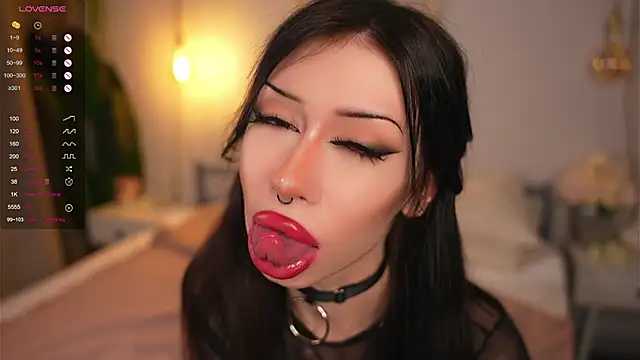 Devilsss toy online show from November 8, 4:07 pm