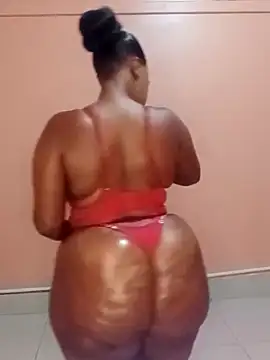 Luciouslips00 online show from April 24, 1:35 pm