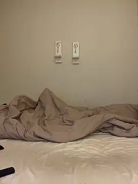 Mandispandis1 online show from December 22, 11:24 pm