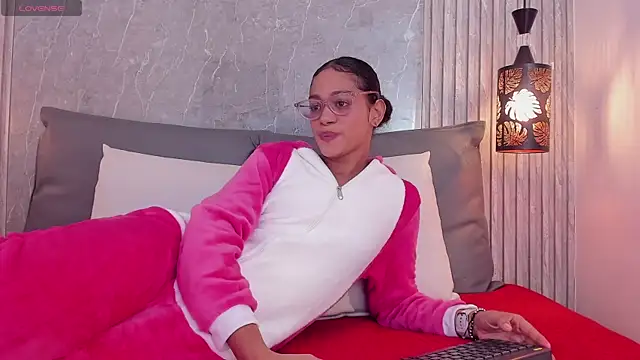 Alahia Baiter online show from December 24, 11:28 am