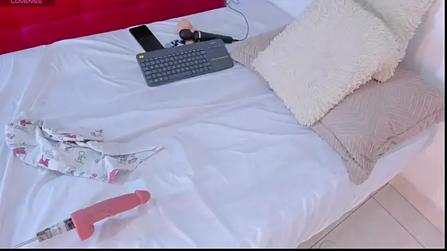 Snapshot of mara_clob chatting on July 14, 6:35 pm mara clob online show from July 14, 6:35 pm