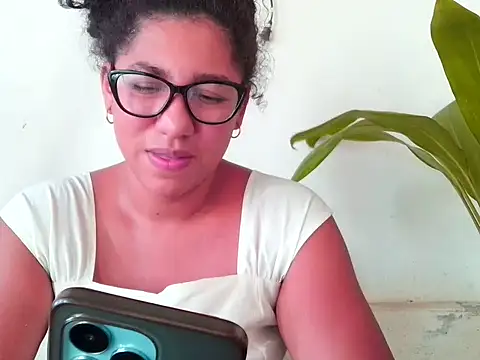 bellacrespalatina online show from March 31, 7:36 pm