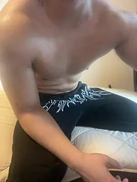 YU-KI00 online show from March 14, 8:09 am