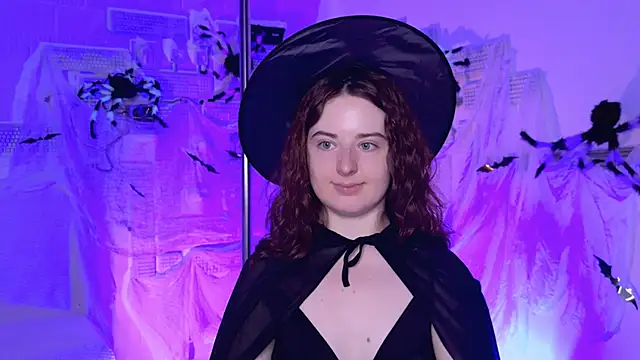 AnnTerry  online show from October 18, 8:37 am