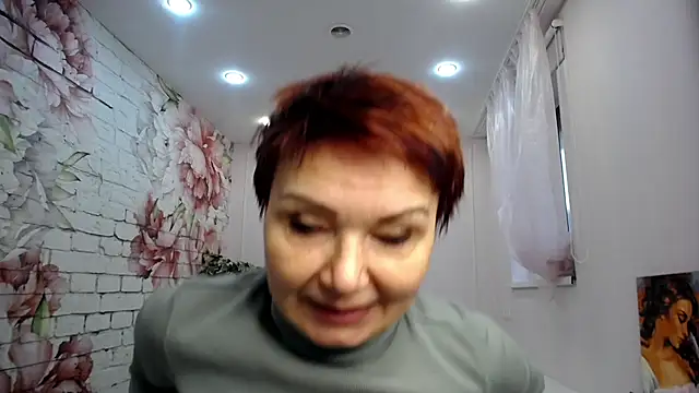 Snapshot of Cutie_Asya chatting on November 4, 4:22 am Cutie Asya online show from November 4, 4:22 am