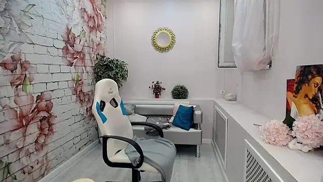 Snapshot of Cutie_Asya chatting on November 6, 4:24 am Cutie Asya online show from November 6, 4:24 am