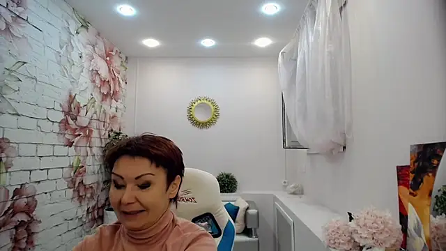 Snapshot of Cutie_Asya chatting on November 11, 4:23 am Cutie Asya online show from November 11, 4:23 am