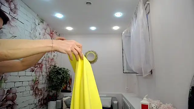 Cutie Asya online show from February 4, 4:40 am