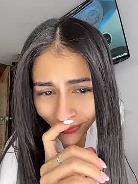 emilie xx  online show from June 3, 2:19 pm