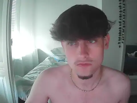 Snapshot of FinnTwinkyy chatting on October 20, 2:28 pm FinnTwinkyy online show from October 20, 2:28 pm