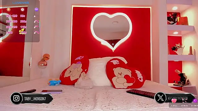 TabyJhonson online show from October 17, 2:19 pm