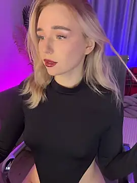 Snapshot of Eva_Millss chatting on December 21, 1:10 pm Eva Millss online show from December 21, 1:10 pm