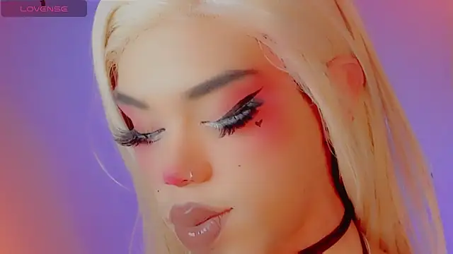 DanniLee  online show from December 14, 7:18 pm