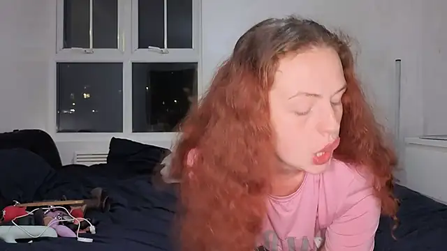 ENGLISHEMILY 69 online show from April 3, 9:46 pm