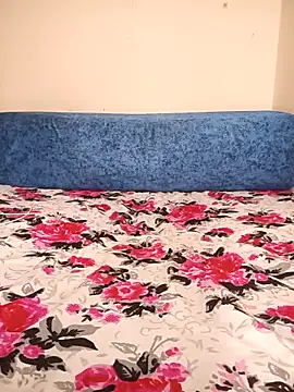 Hot  Mirchi online show from March 30, 7:53 am