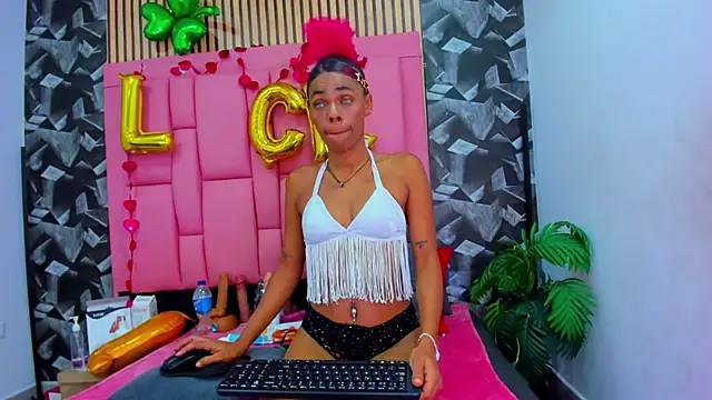 Brithanyslim online show from March 20, 7:30 pm