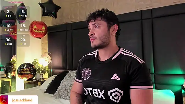 JossAckland online show from October 19, 7:36 pm