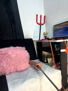 chiquimaturesexy online show from October 18, 7:47 pm