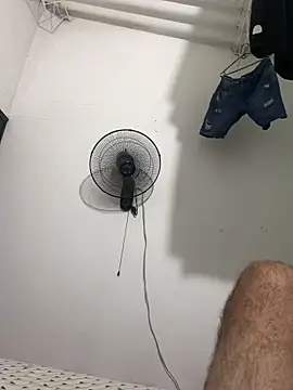 Snapshot of bacca22 chatting on March 4, 1:55 am bacca22 online show from March 4, 1:55 am