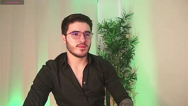 Tony Wylie online show from April 14, 3:07 pm