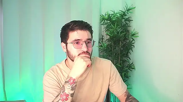 Tony Wylie online show from April 24, 2:52 pm