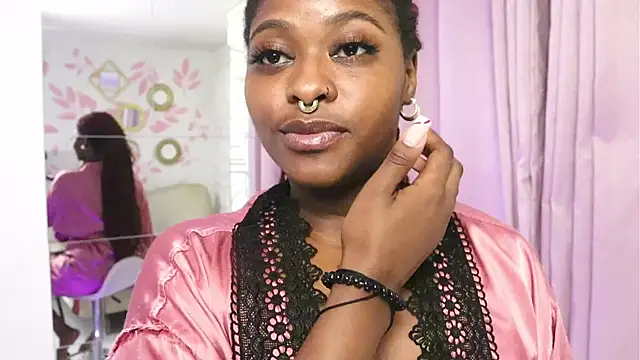 Snapshot of justnala_ chatting on February 21, 10:17 am justnala online show from February 21, 10:17 am