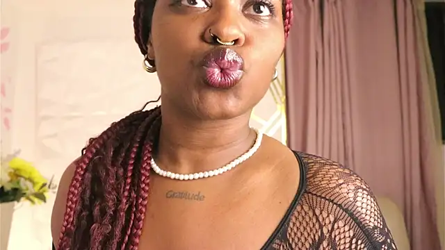 Snapshot of justnala_ chatting on February 27, 4:09 am justnala online show from February 27, 4:09 am