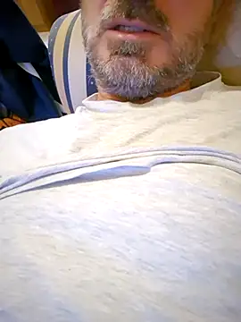 Snapshot of 1talianBeutifulCock chatting on February 18, 1:11 pm 1talianBeutifulCock online show from February 18, 1:11 pm