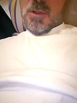 Snapshot of 1talianBeutifulCock chatting on November 21, 1:21 pm 1talianBeutifulCock online show from November 21, 1:21 pm