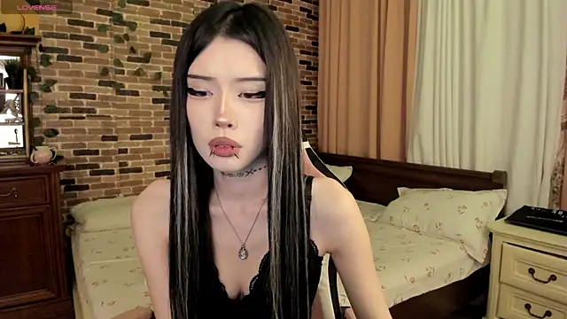 Snapshot of Velvetsky_1 chatting on November 17, 7:19 pm Velvetsky 1 online show from November 17, 7:19 pm