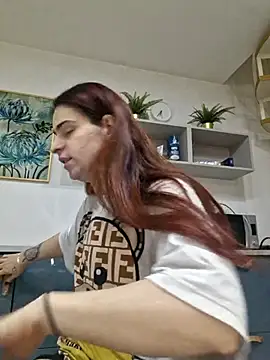 Snapshot of perla97 chatting on February 18, 2:02 pm perla97 online show from February 18, 2:02 pm