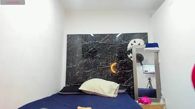 ada-brooke online show from December 19, 12:12 pm